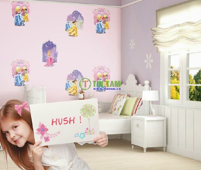 giay dan tuong hinh cong chua cho phong be